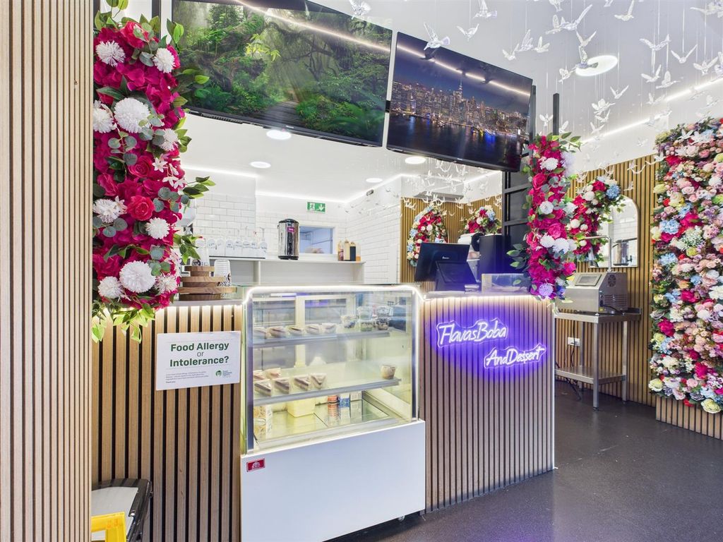 Property photo 2 of 19 Cam04237G0-Pr0243-Still004.Jpg