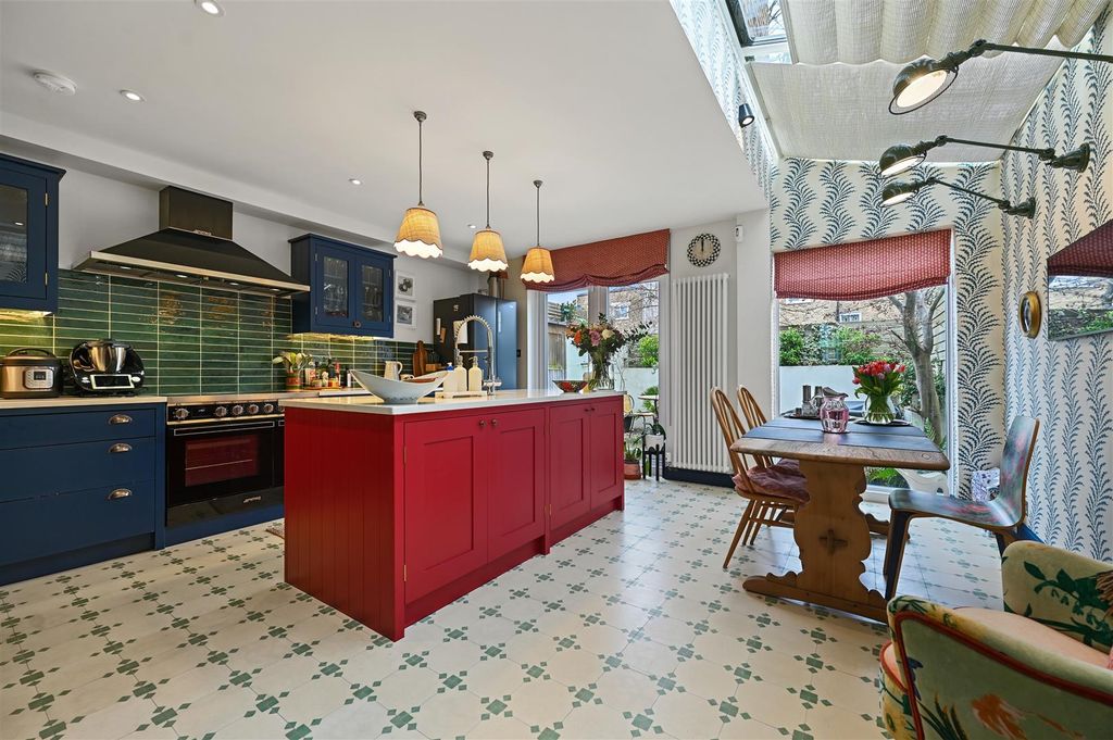 Property photo 3 of 15 Ethelden Road