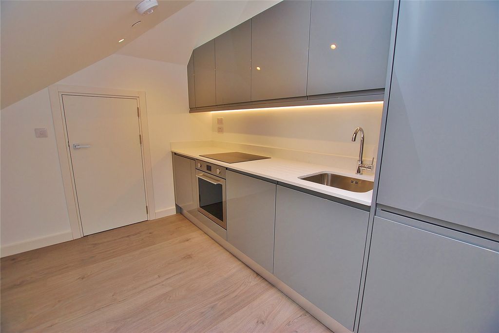 Property photo 3 of 9 Picture No. 01