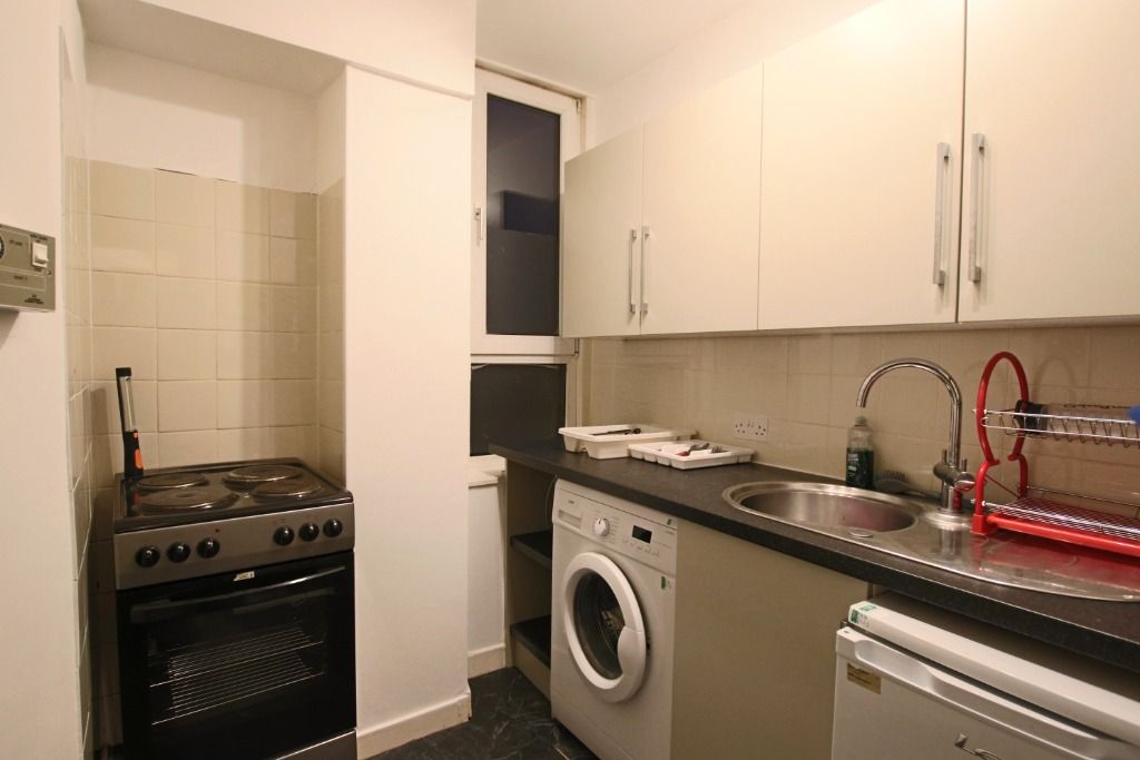 Property photo 3 of 7 Photo 3