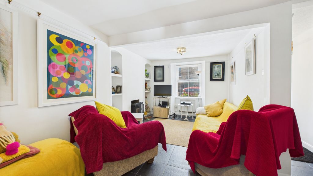 Property photo 3 of 10 Gallery