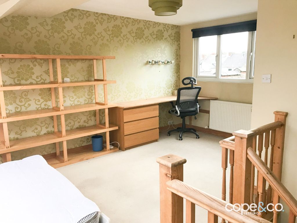 Property photo 2 of 21 1786983