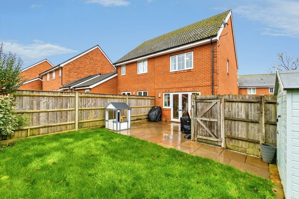 Property photo 2 of 16 Pbox-Img.Jpg