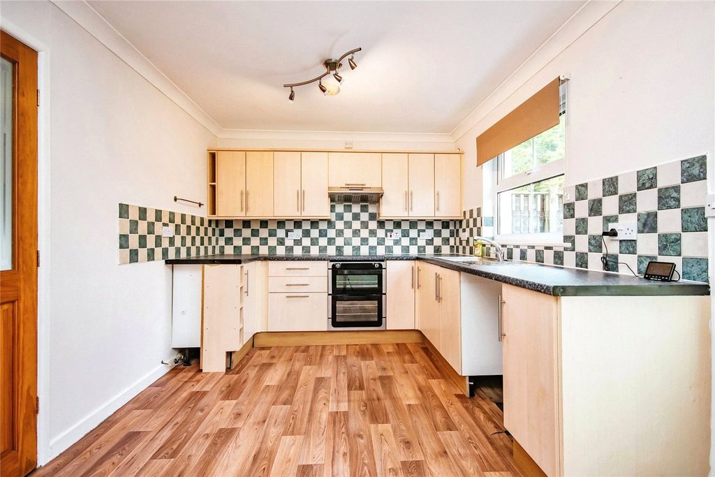 Property photo 2 of 15 Picture No. 03