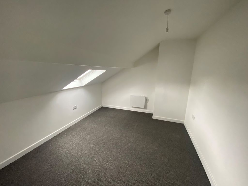 Property photo 3 of 4 Bedroom