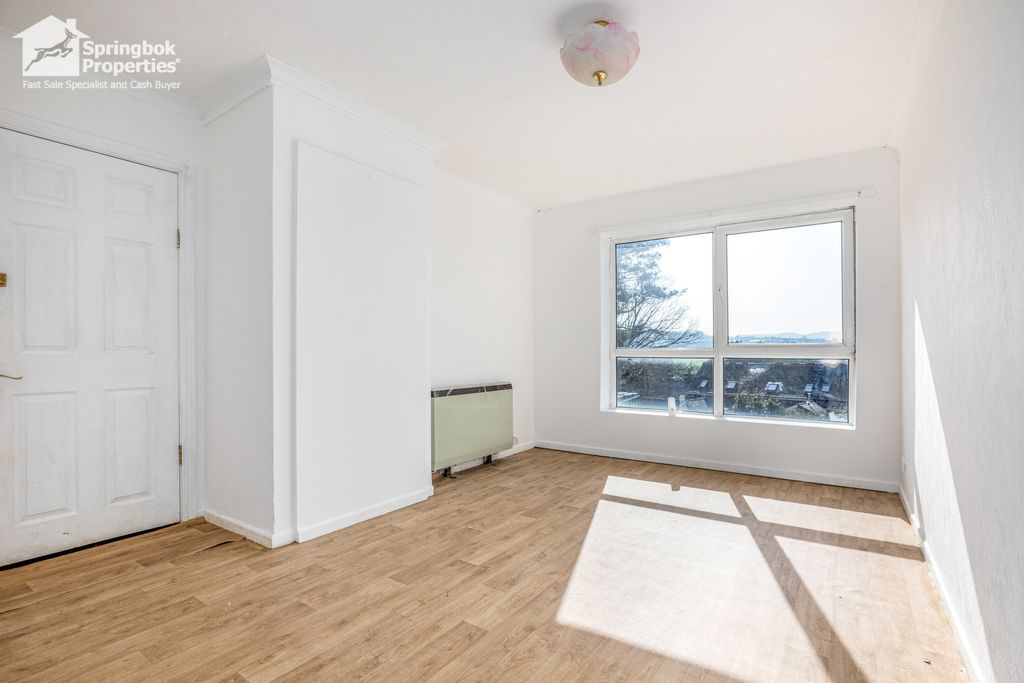 Property photo 2 of 13 Image 2