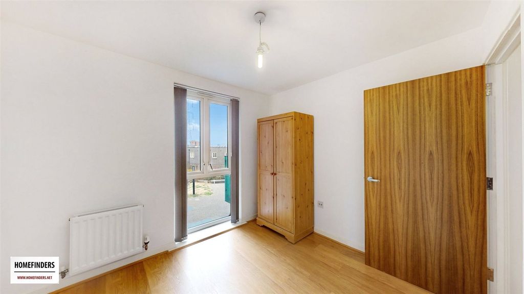 Property photo 2 of 16 Picture No. 07