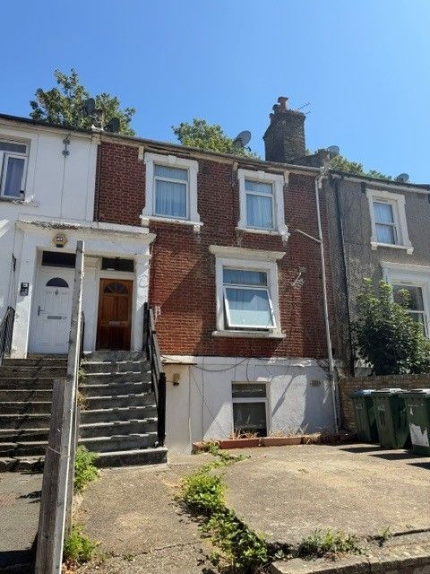 Property photo 1 of 6