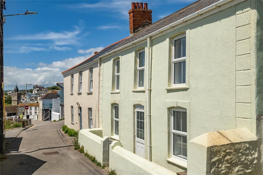 Property photo 1 of 33