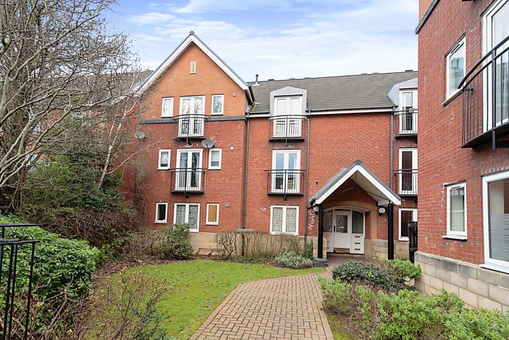 Property photo 1 of 11 External