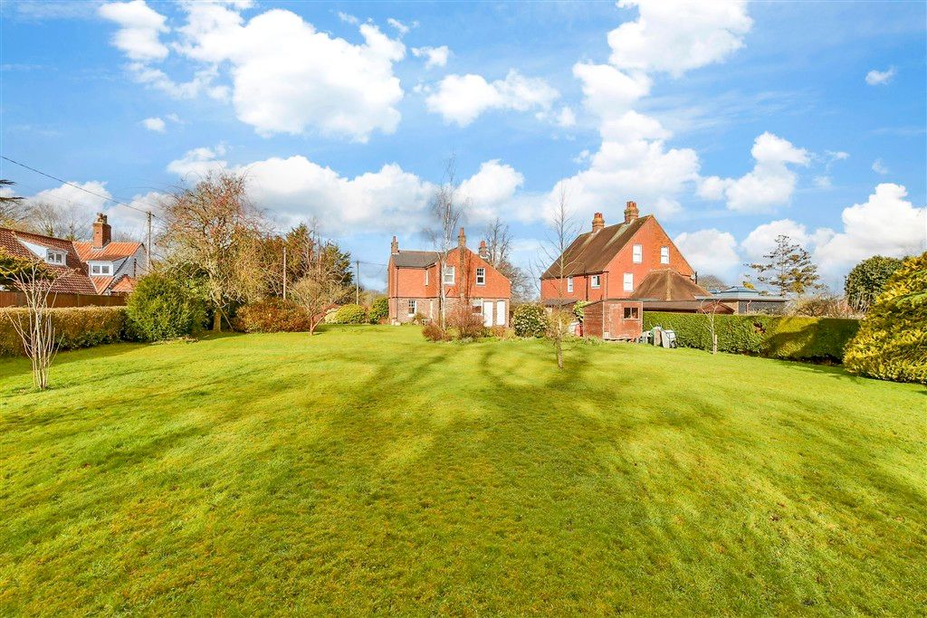 Property photo 2 of 13 Rear Elevation