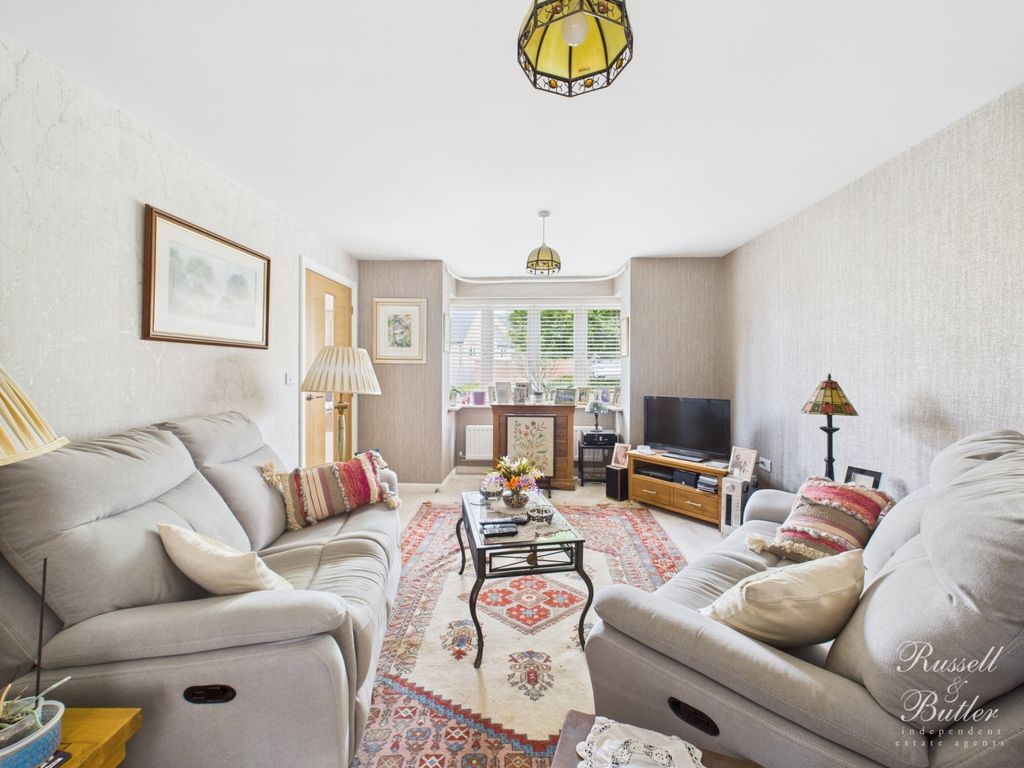 Property photo 2 of 12 Cam02127G0-Pr0296-Still002