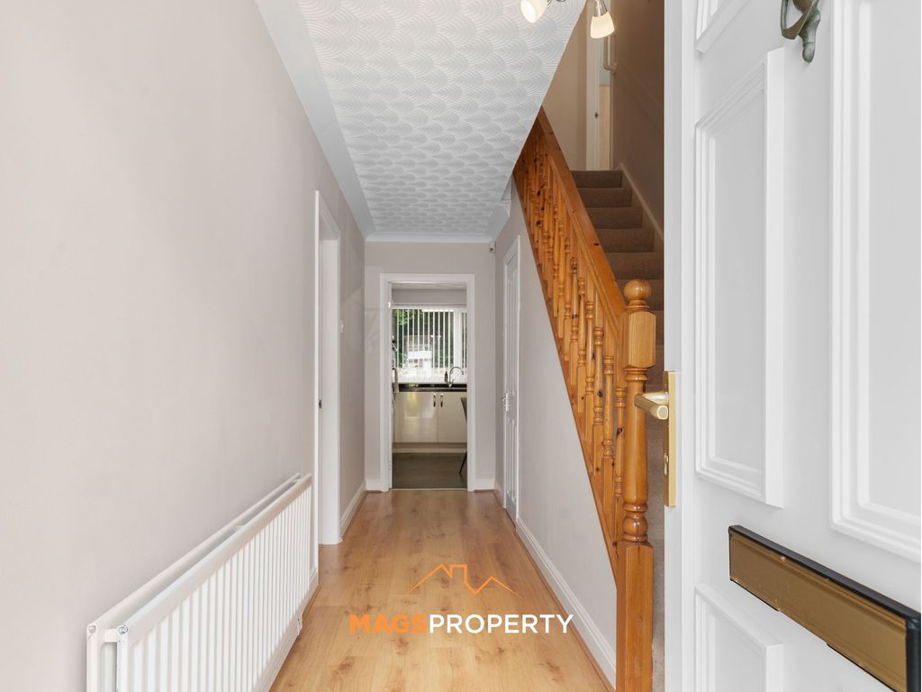 Property photo 3 of 37