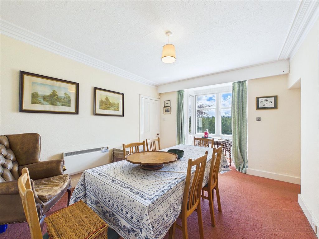 Property photo 3 of 30 Dining Room