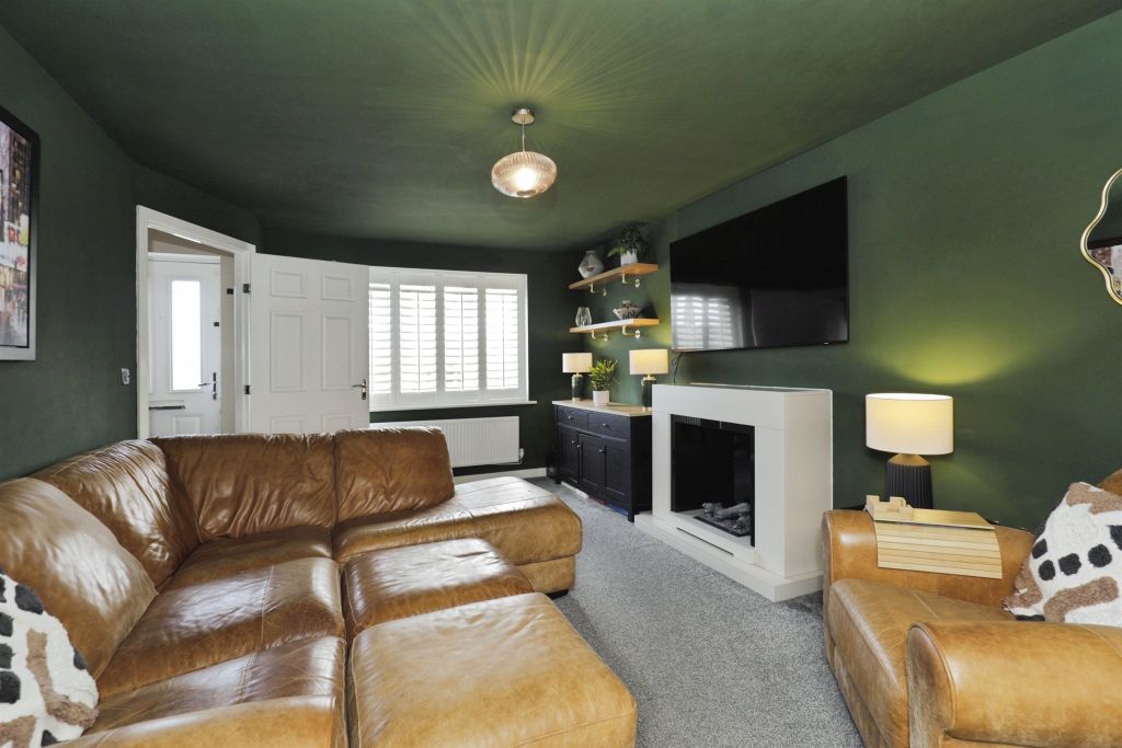 Property photo 2 of 16