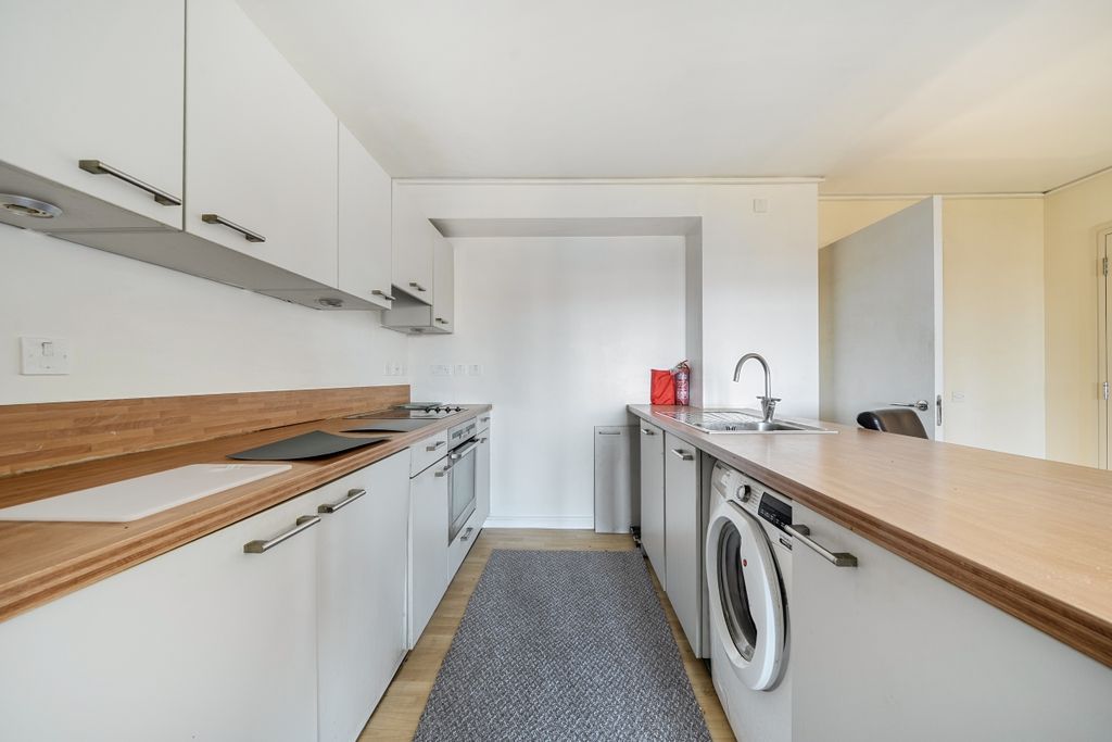 Property photo 1 of 17 1511150 (3)
