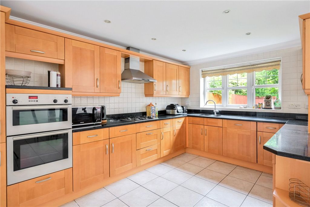 Property photo 3 of 21 Picture No. 04