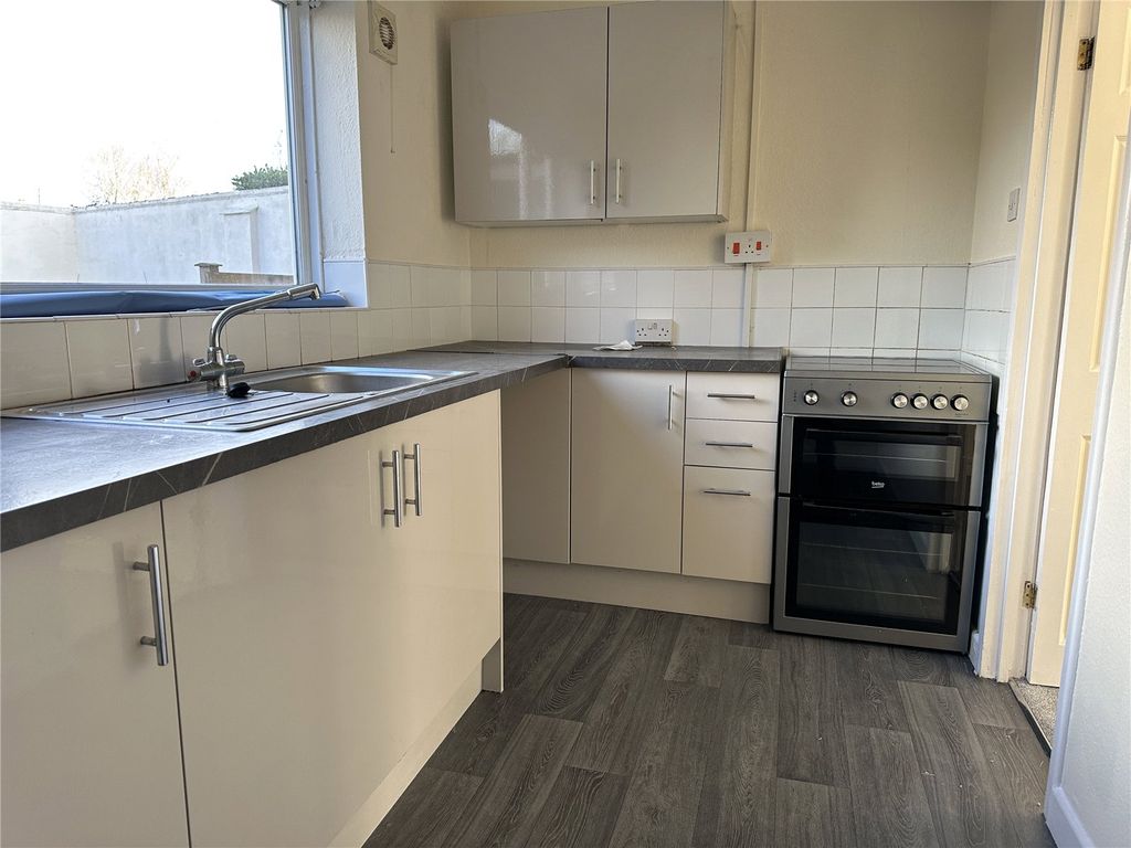 Property photo 2 of 13 Picture No. 22