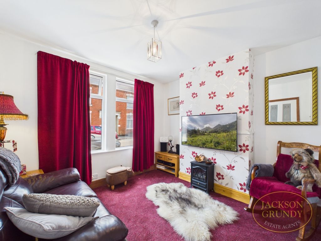 Property photo 3 of 19 Roe Road