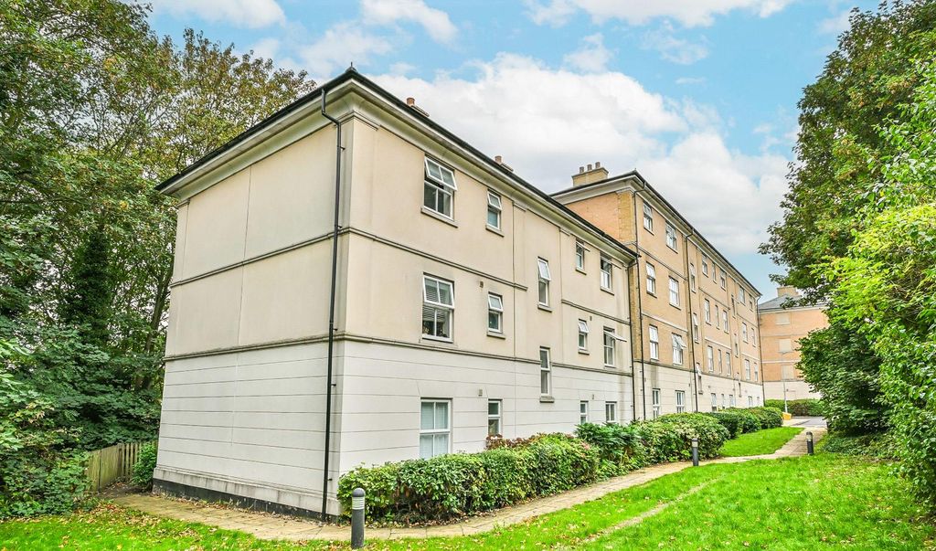 Property photo 1 of 10 External 1.Jpg