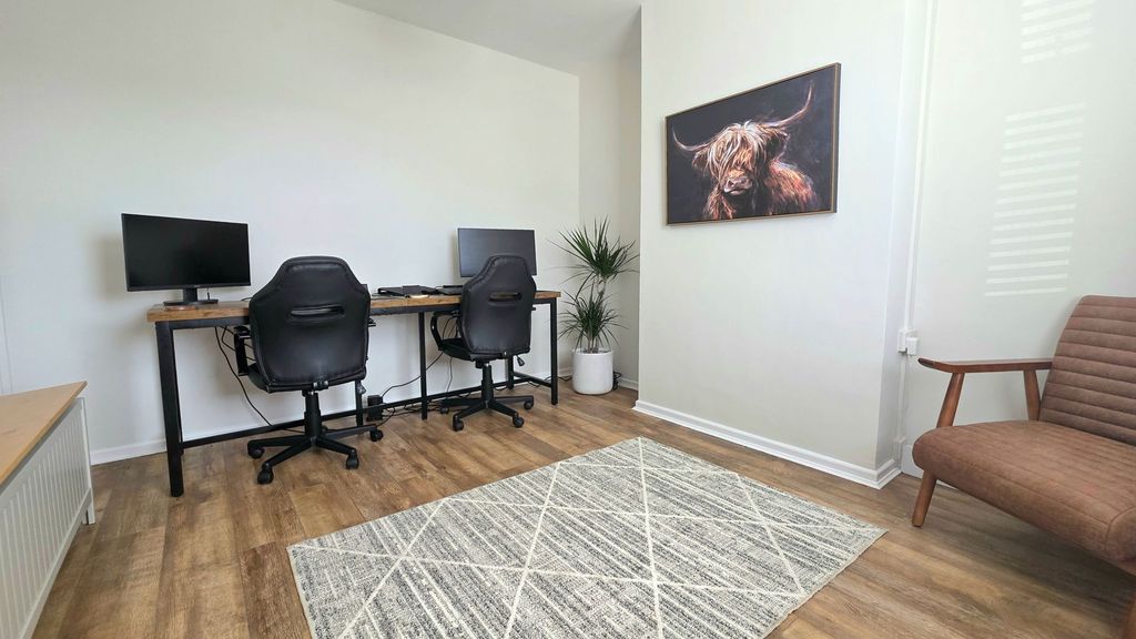 Property photo 2 of 29