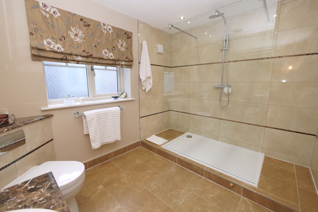 Additional image 25 of 4 bed detached house for saleBawtry Road, Bessacarr, Doncaster DN4