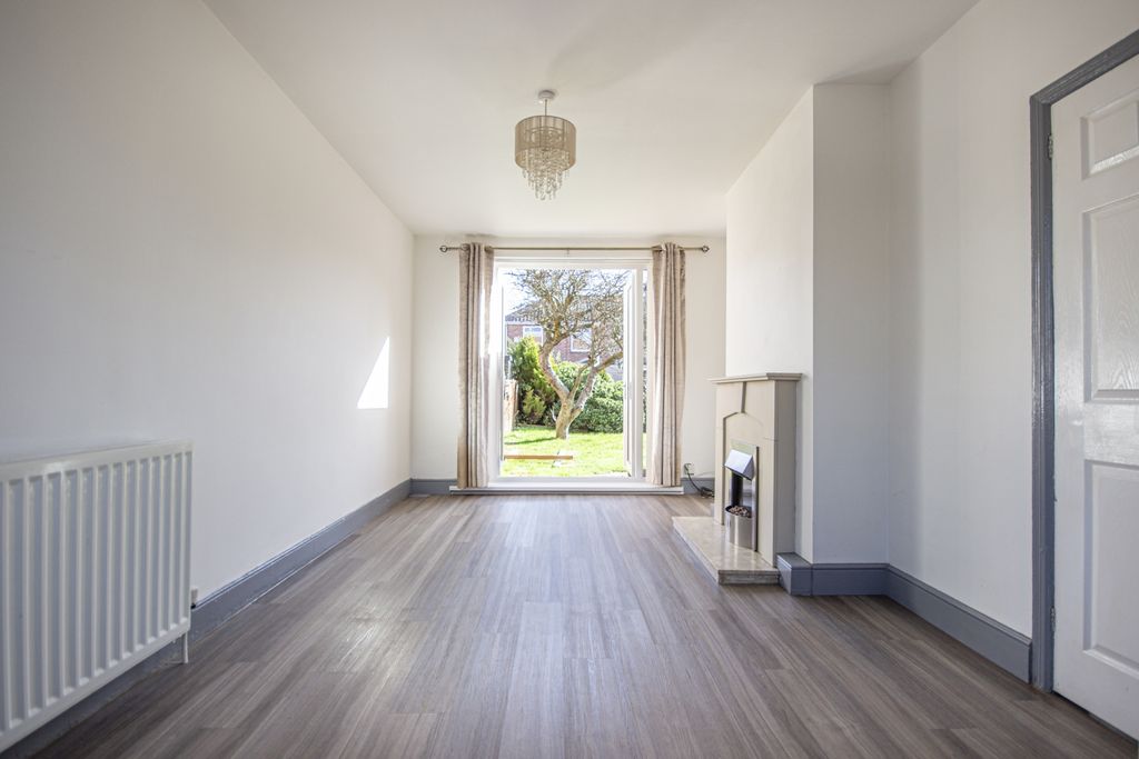 Property photo 3 of 14 2