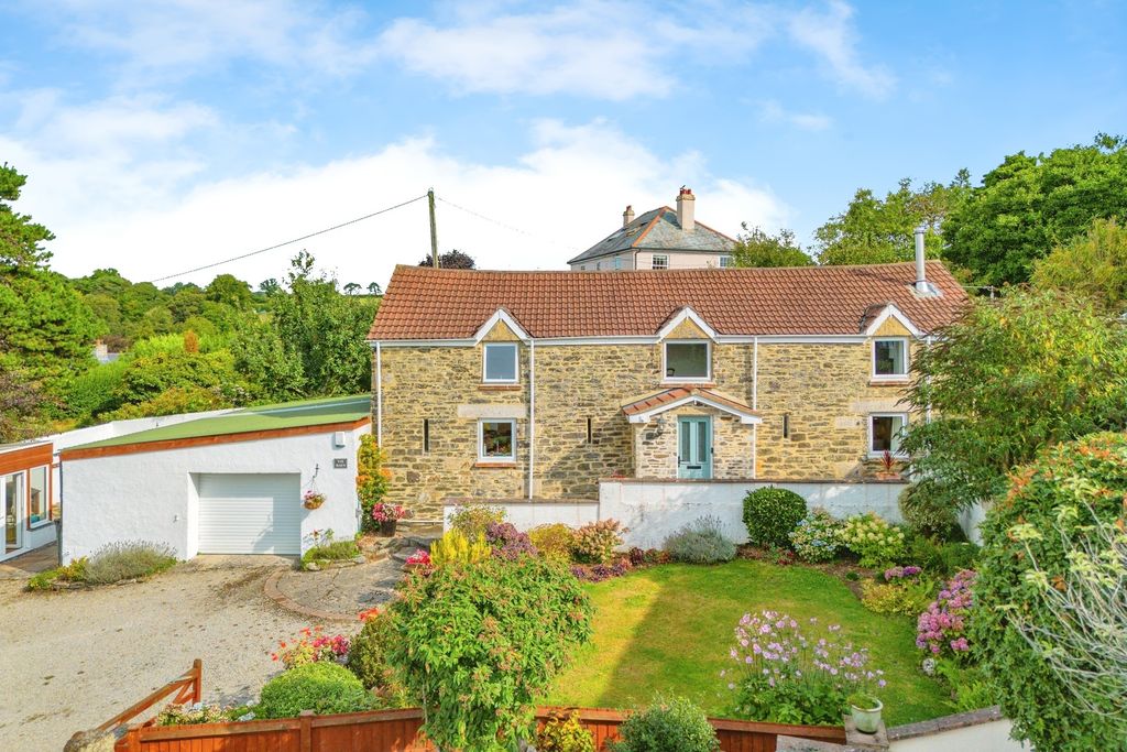 Property photo 1 of 18 The Barn, Lamerton