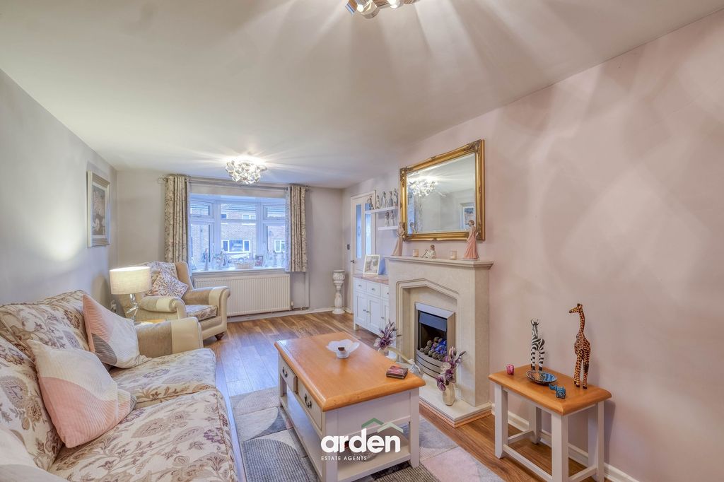 Property photo 2 of 12