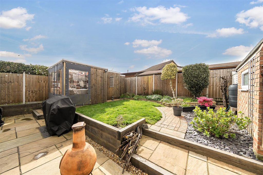 Property photo 2 of 20 1438970-16-69Cfc271A7277.Jpg