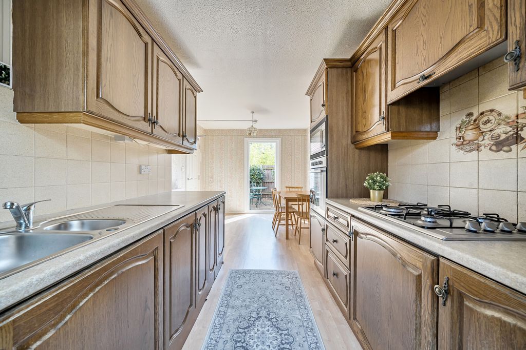 Property photo 2 of 23 Kitchen
