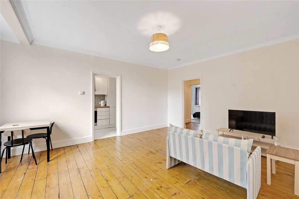 Property photo 3 of 9 Picture No. 08