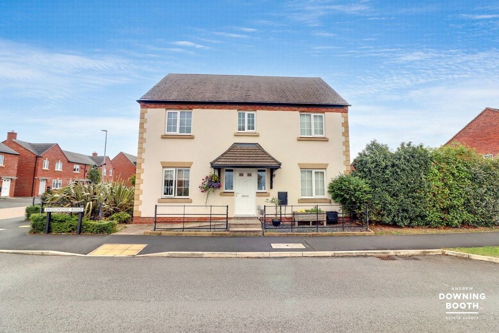 Property photo 1 of 31