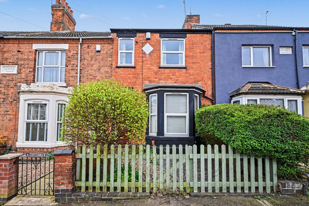 Property photo 1 of 19