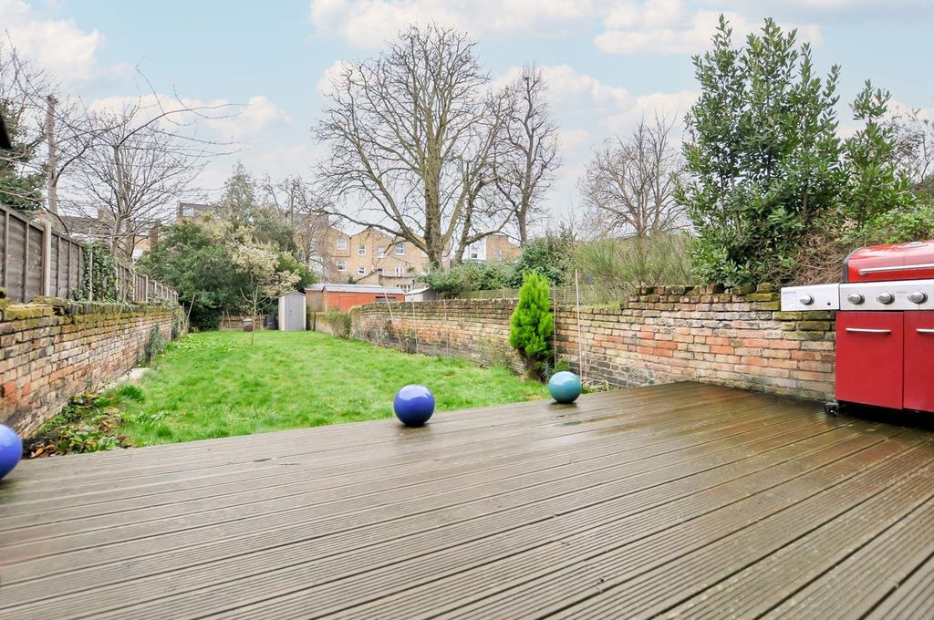 Property photo 3 of 22 24.Jpg