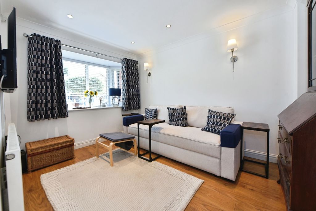 Property photo 2 of 17 Reception Room