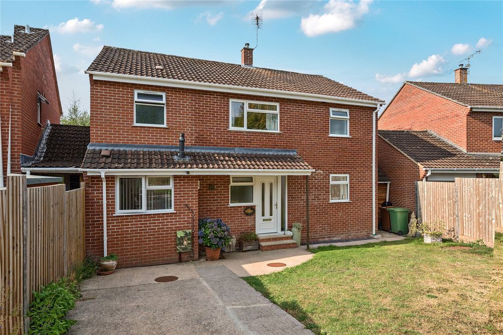 Property photo 1 of 16 Picture No. 04