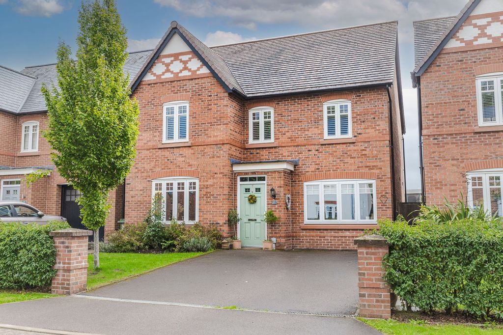 Property photo 1 of 36