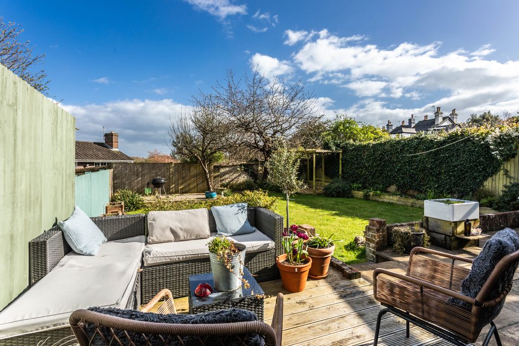 Property photo 2 of 40 2