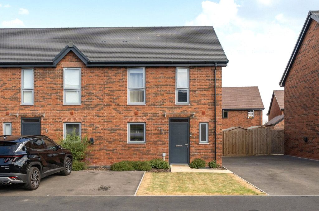 Property photo 1 of 14 1-6A6A4691506E4-1...