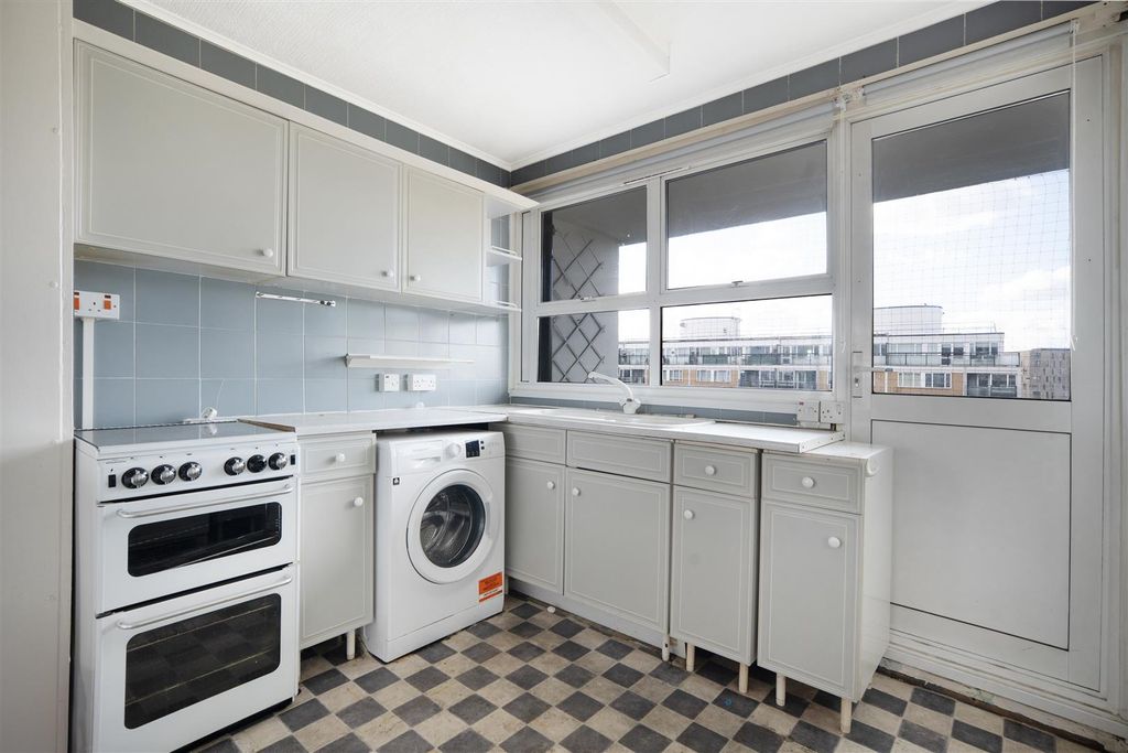 Property photo 3 of 10 Dsc06524.Jpg