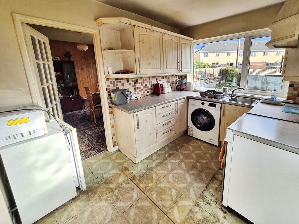 Property photo 2 of 10 Picture No. 17