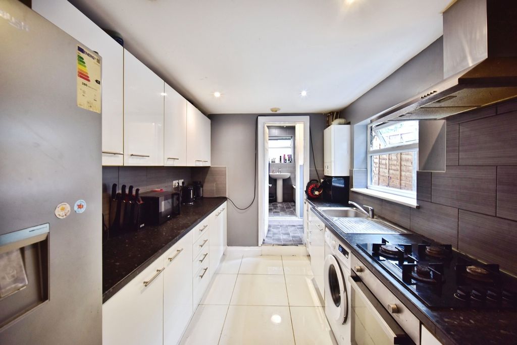 Property photo 1 of 14 Pbox-Img.Jpg