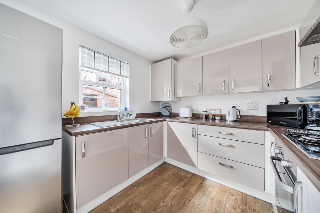 Property photo 2 of 14 1-69d4Df7Ead8d9-1436326-15-69ce7Fe813E63-1.Jpg