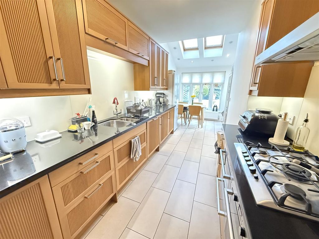 Property photo 3 of 12 Img_5473.Jpg