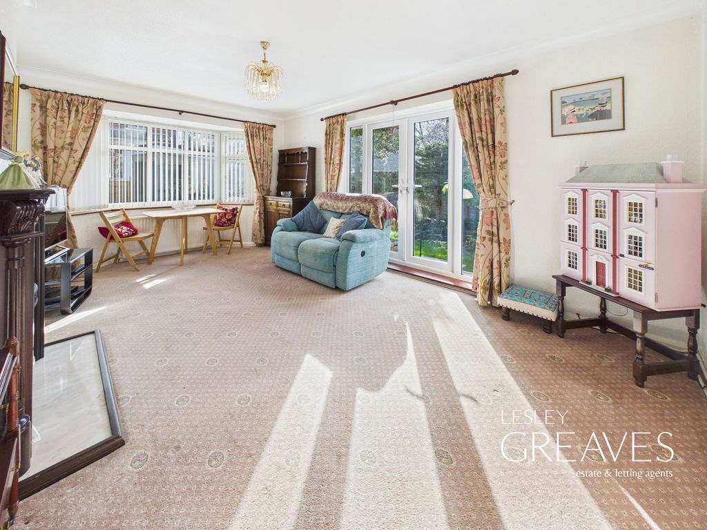 Property photo 2 of 17 Living Room