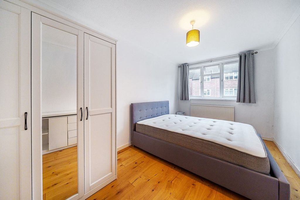 Property photo 3 of 6 1050515 (6)c