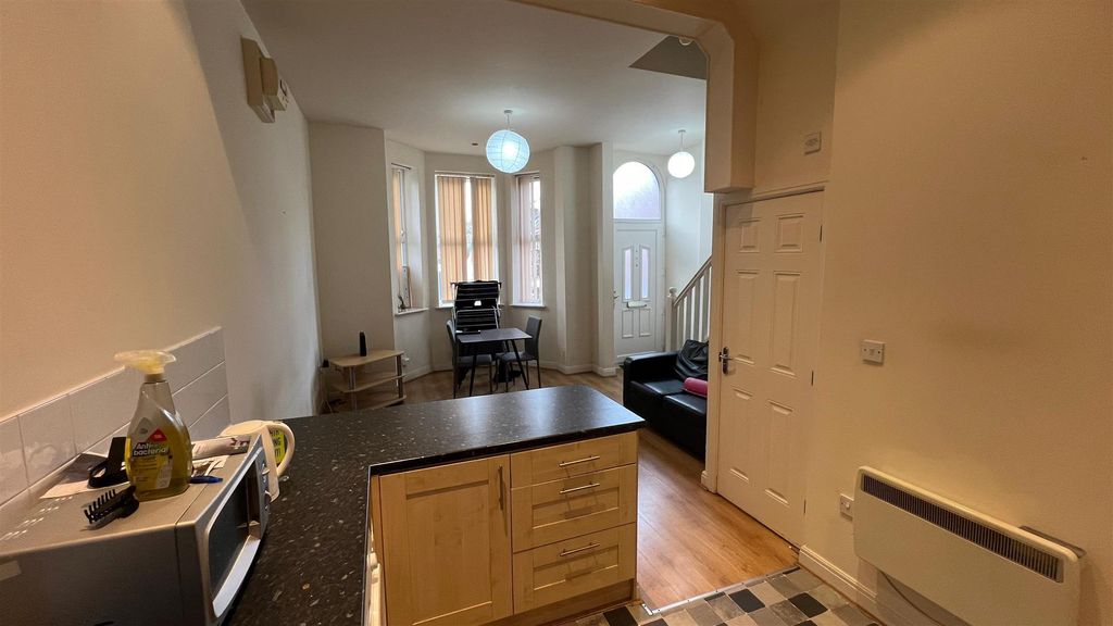 Property photo 3 of 11 Img-20250120-Wa0003.Jpg