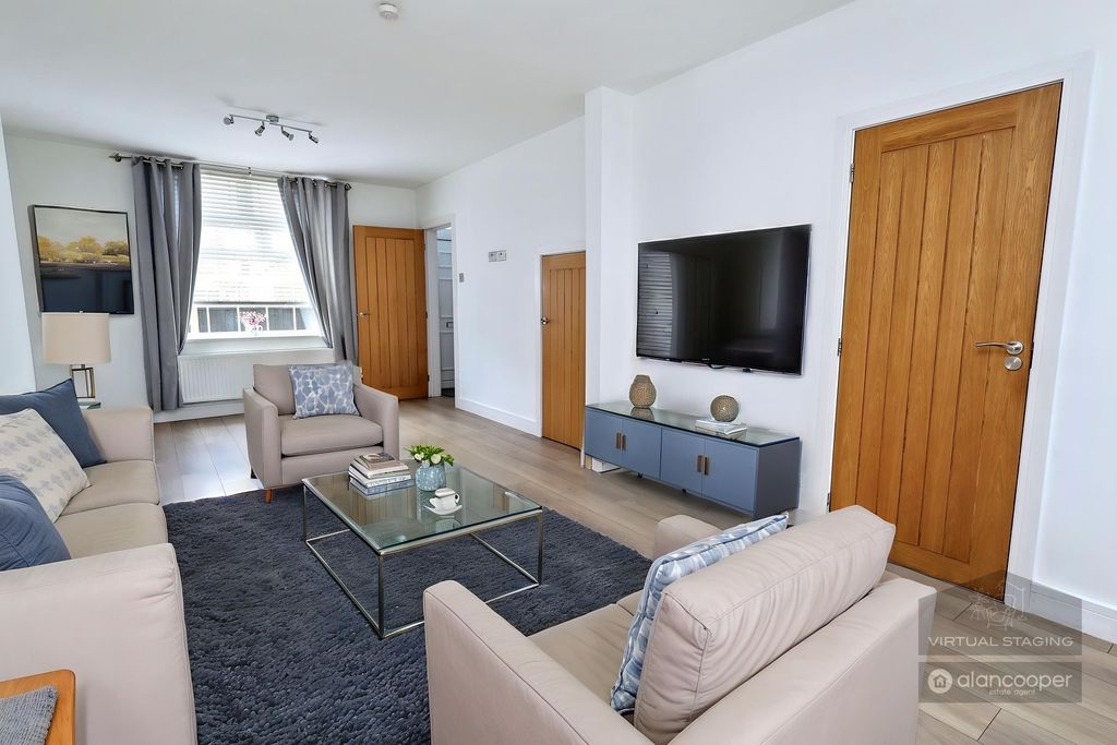 Property photo 2 of 27 5244774