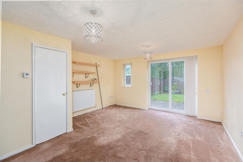 Property photo 3 of 21